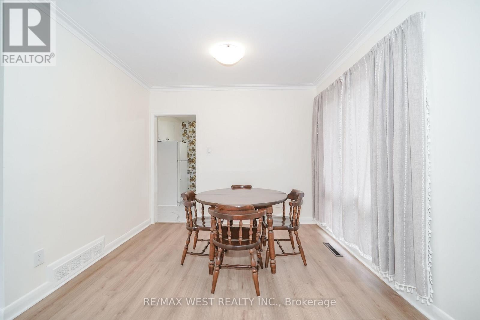 5 Cromarty Drive, Toronto, ON