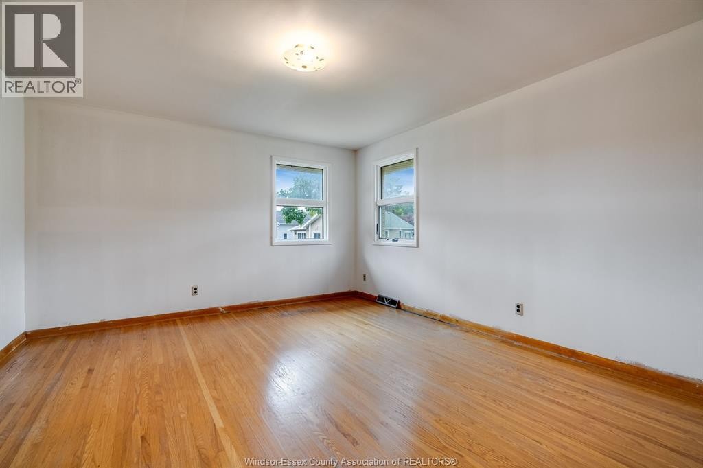 3 Stewart, Leamington, ON