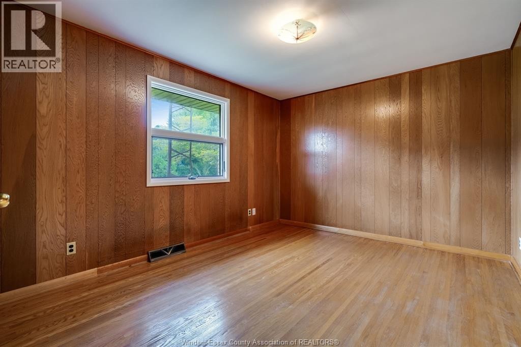 3 Stewart, Leamington, ON