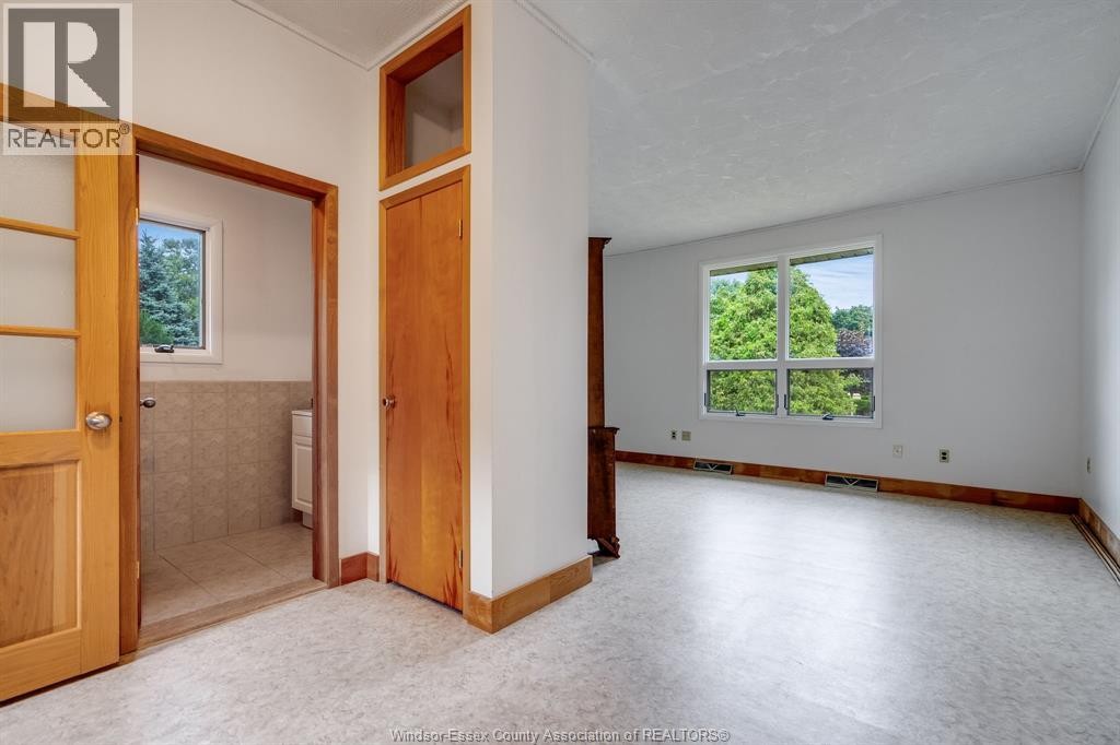 3 Stewart, Leamington, ON