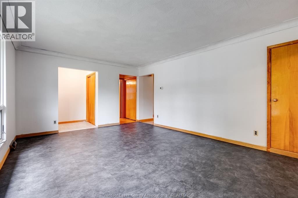 3 Stewart, Leamington, ON