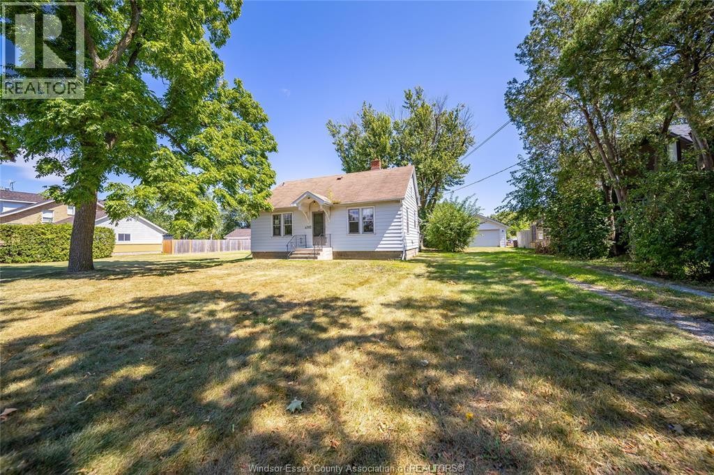 4262 Howard Place, Windsor, ON