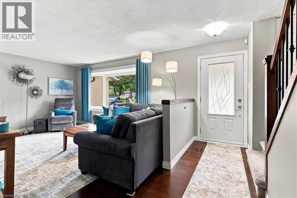 71 Greenock Drive, Kitchener, ON