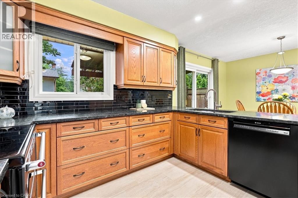 71 Greenock Drive, Kitchener, ON