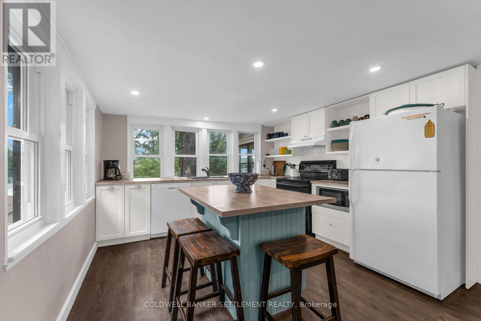 Kitchen - 345 Battams Road, Rideau Lakes, ON
