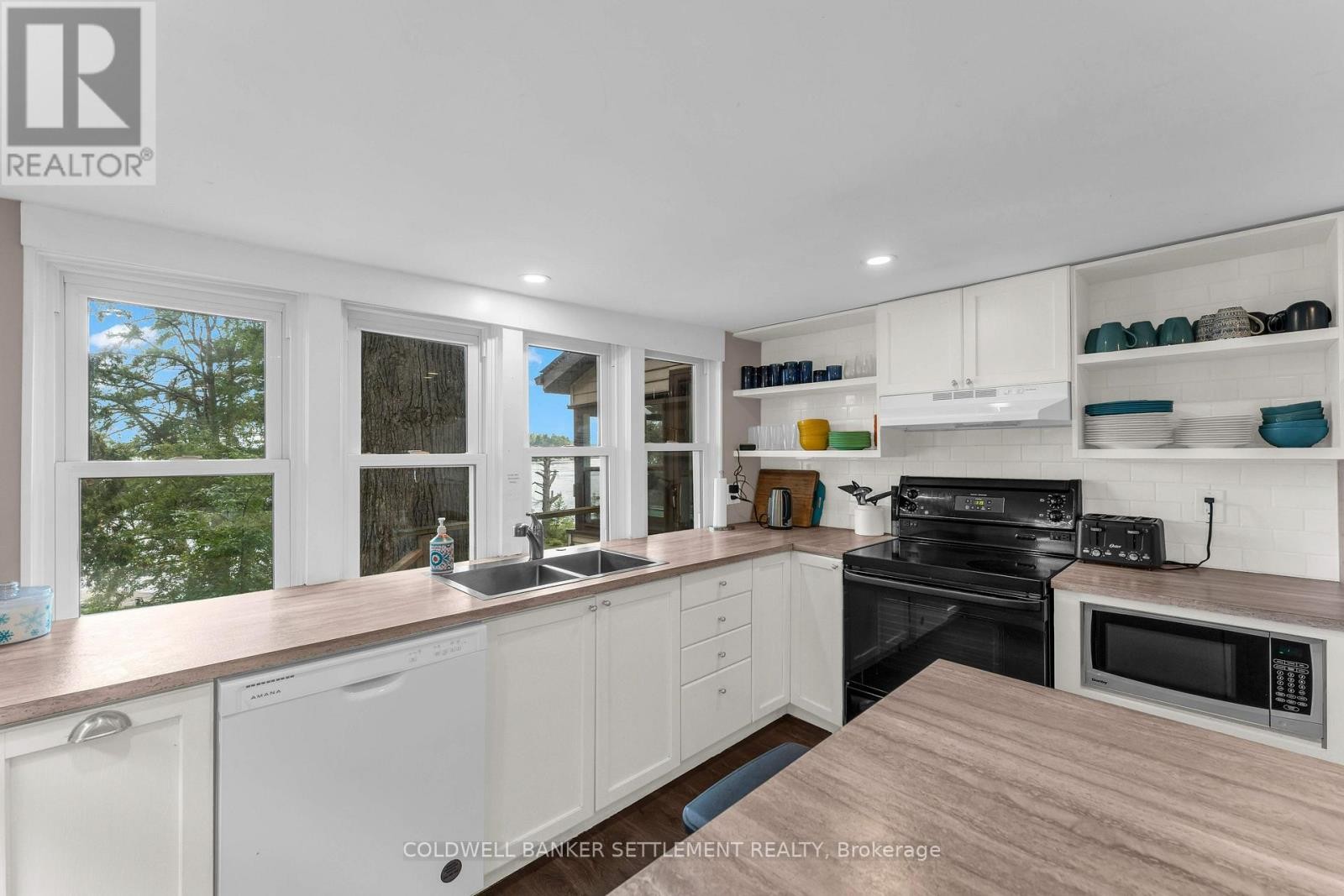 Kitchen - 345 Battams Road, Rideau Lakes, ON