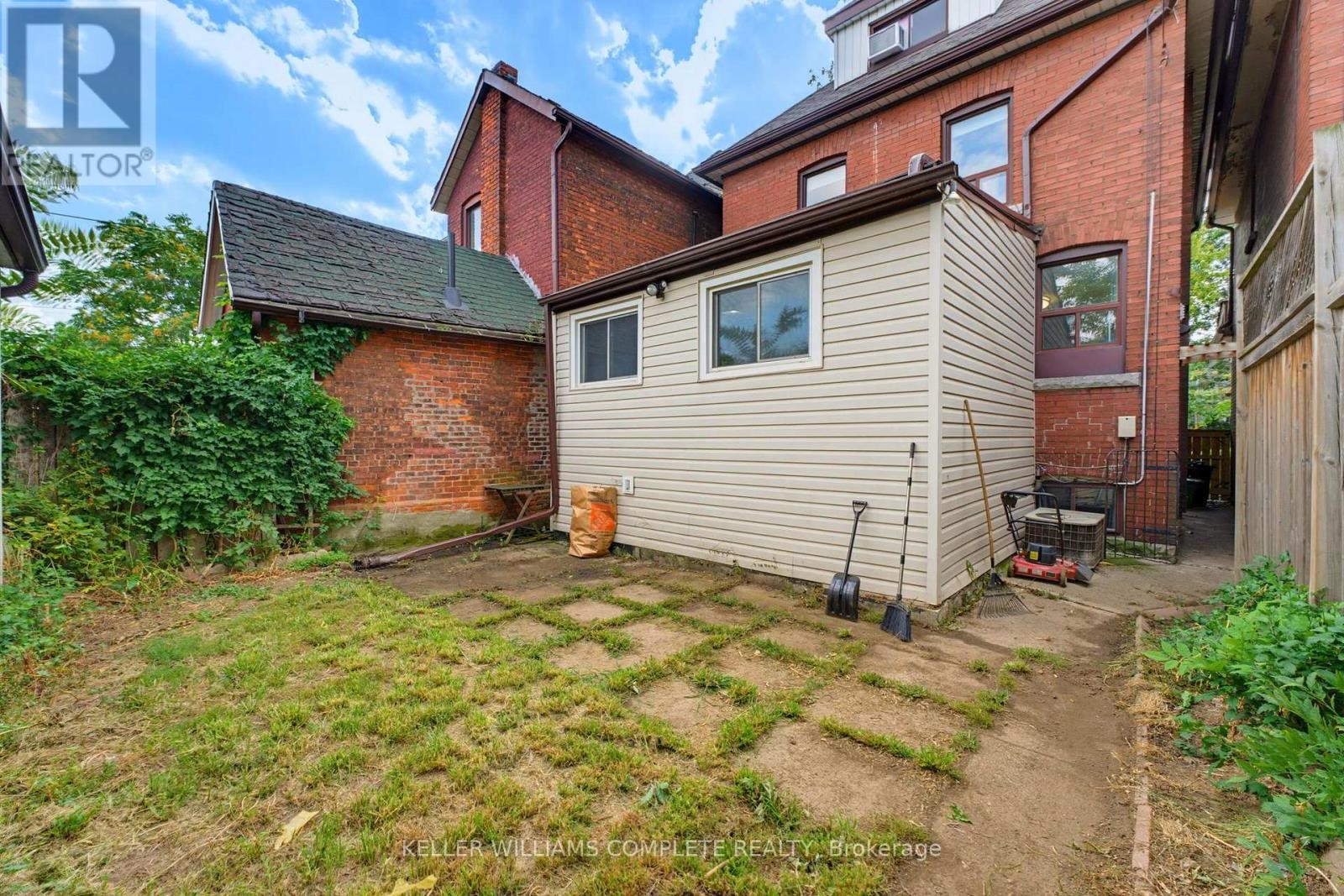 23 Nightingale Street, Hamilton, ON
