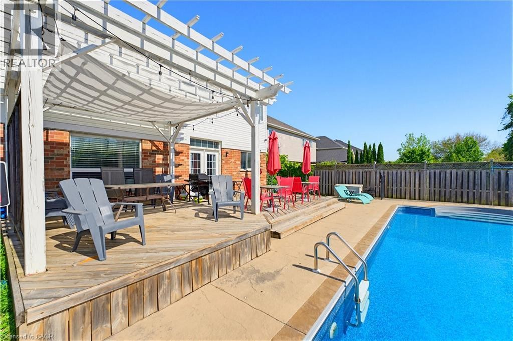 359 Pine Valley Drive, Kitchener, ON