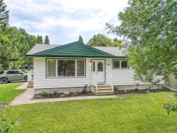 3206 Pacific Avenue Brandon, MB R7B 2V1