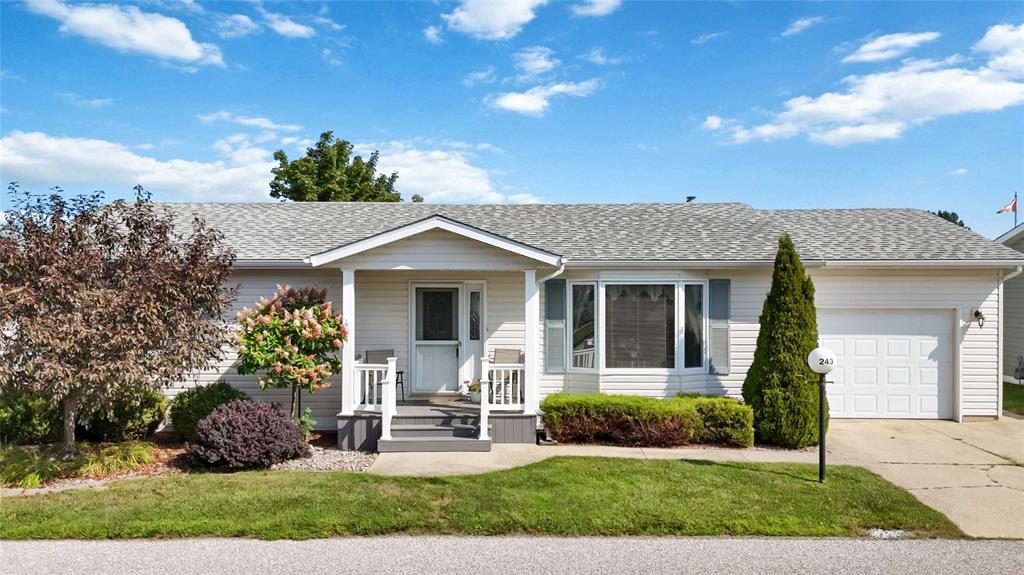 243-5700 Blackwell Sideroad, Sarnia, ON