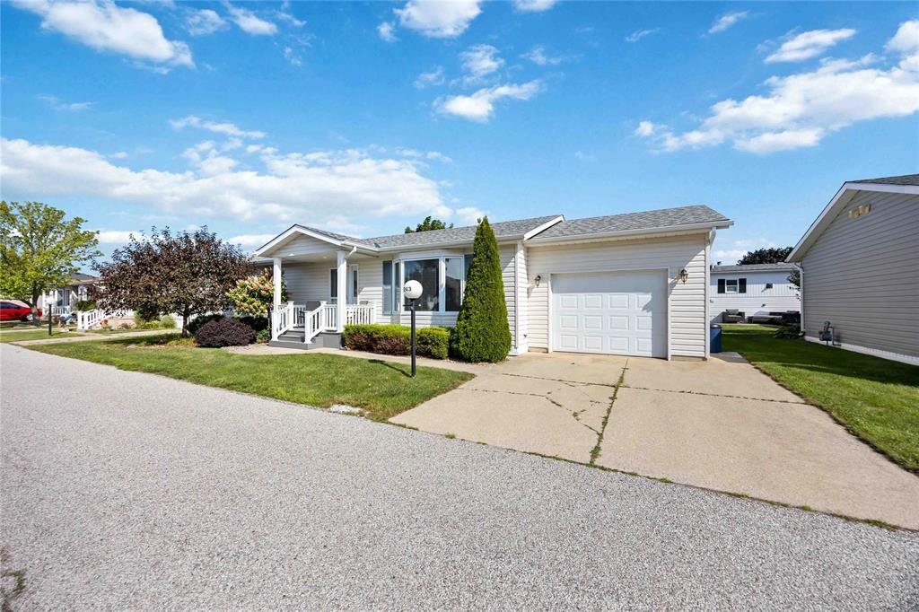 243-5700 Blackwell Sideroad, Sarnia, ON