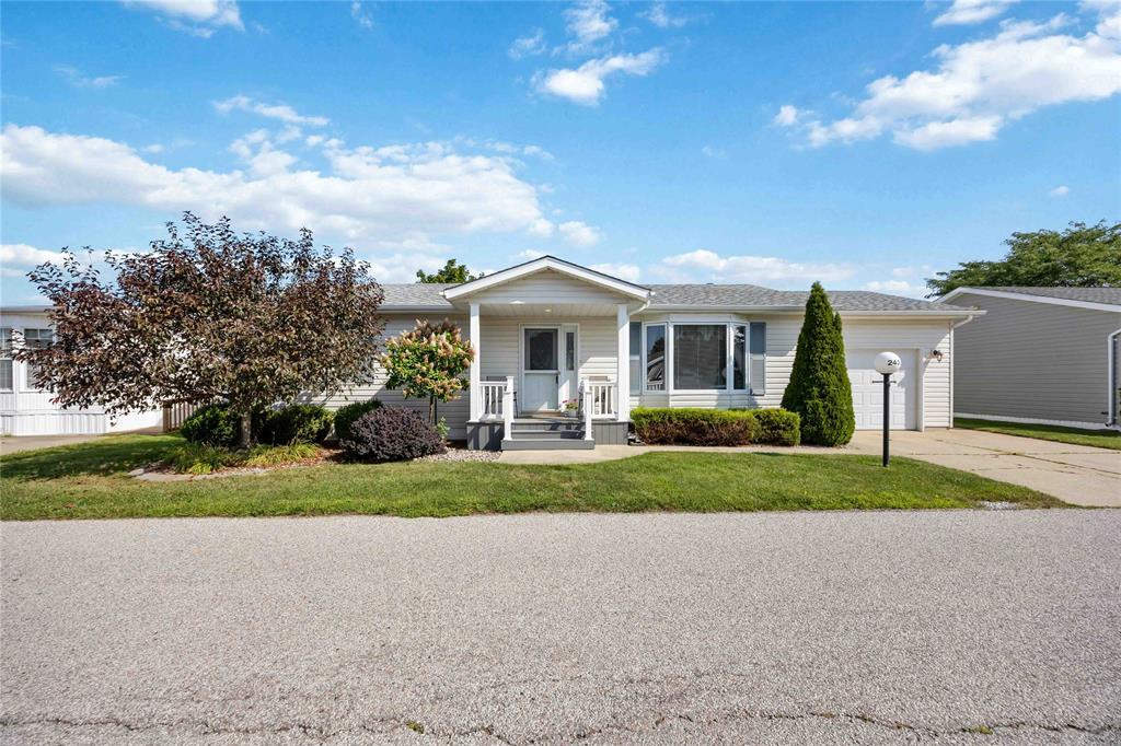 243-5700 Blackwell Sideroad, Sarnia, ON