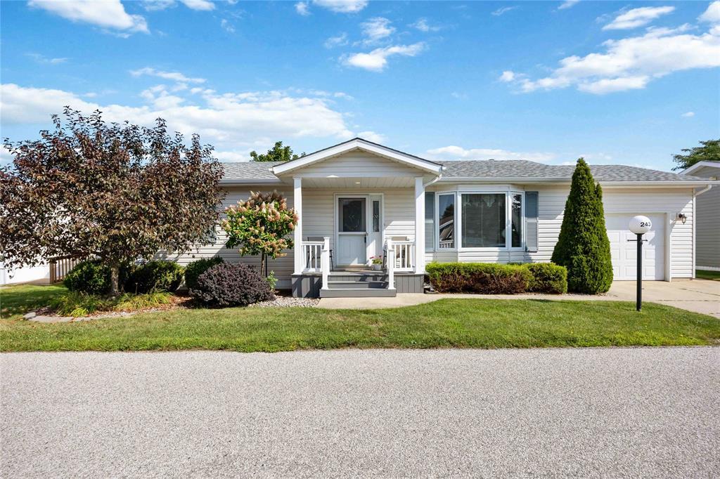 243-5700 Blackwell Sideroad, Sarnia, ON