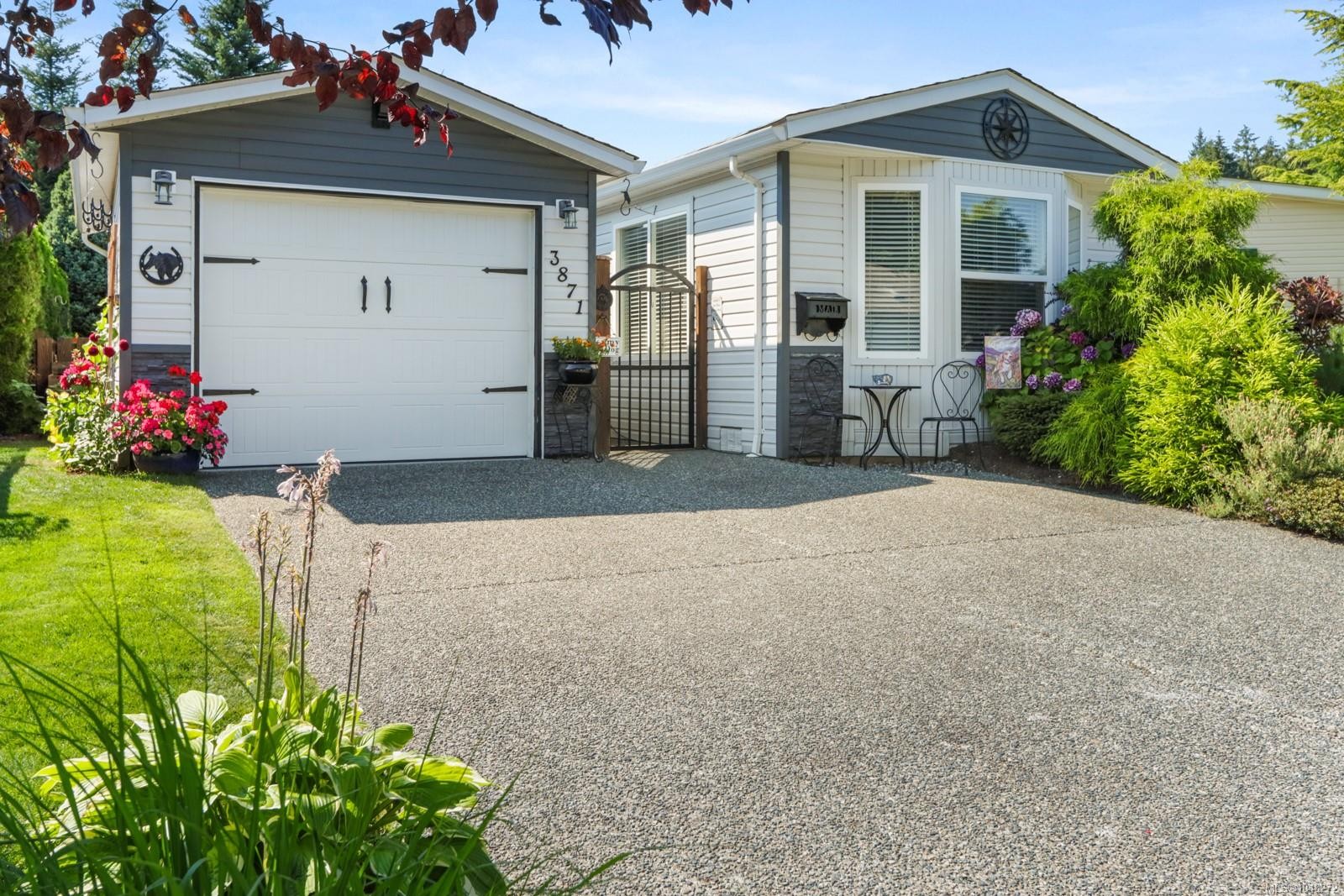 3871 King Arthur Dr, Nanaimo, BC