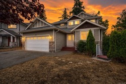 976 Wild Blossom Crt Langford, BC V9C 4M8