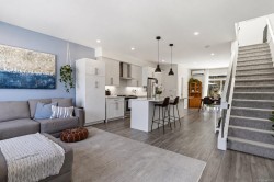 615 Selwyn Close Langford, BC V9B 0Z2