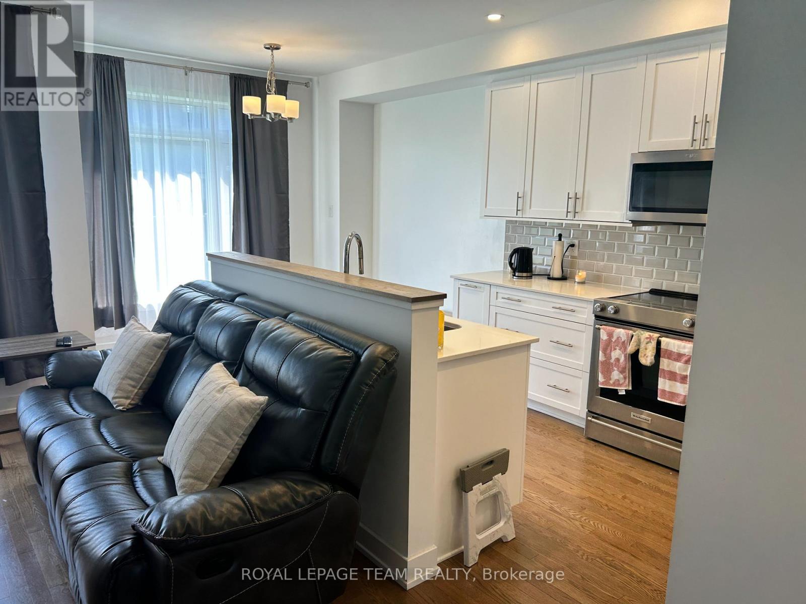 41 Moosonee Crescent, Ottawa, ON