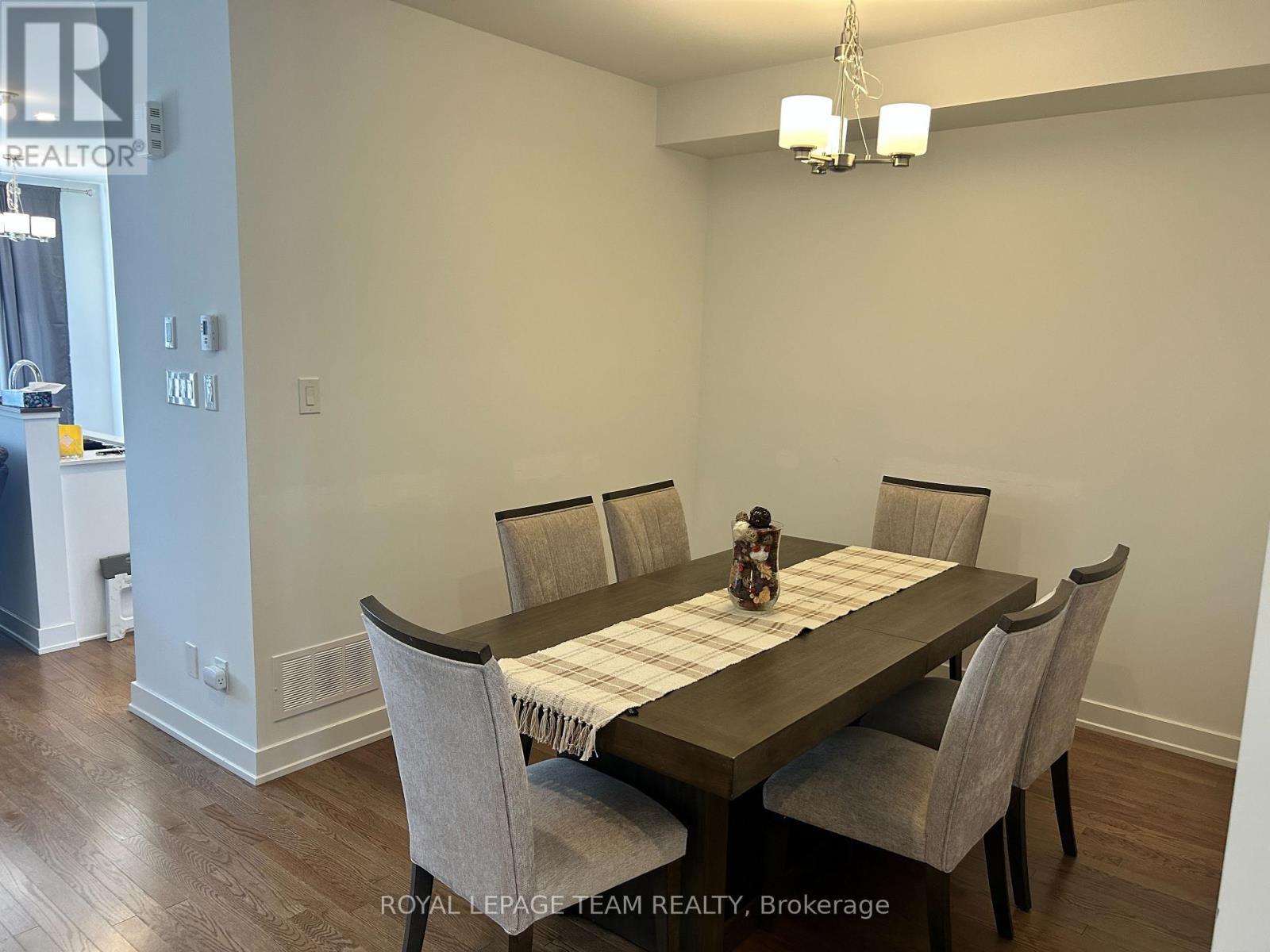 41 Moosonee Crescent, Ottawa, ON