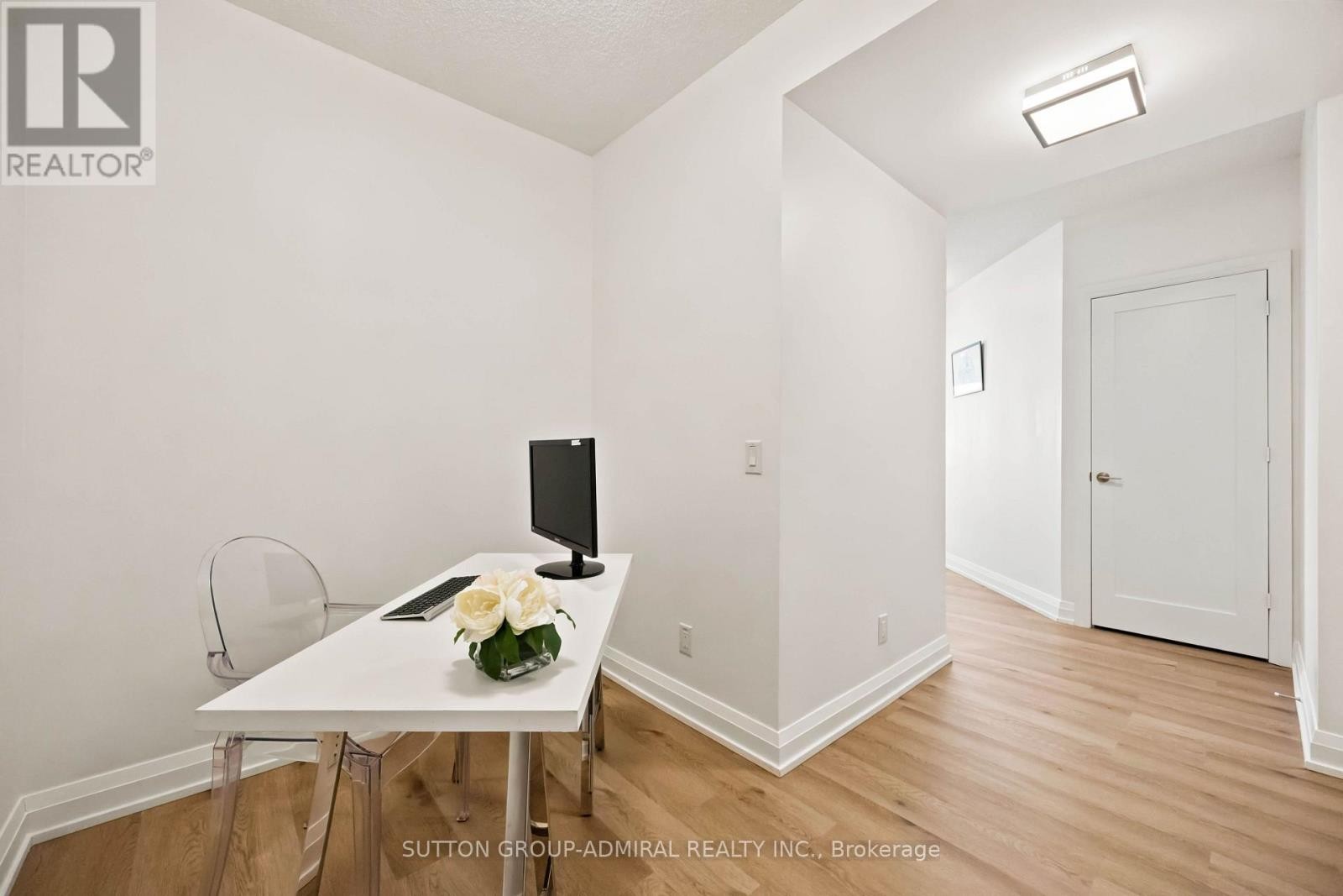 2825 - 5 Sheppard Avenue E, Toronto, ON