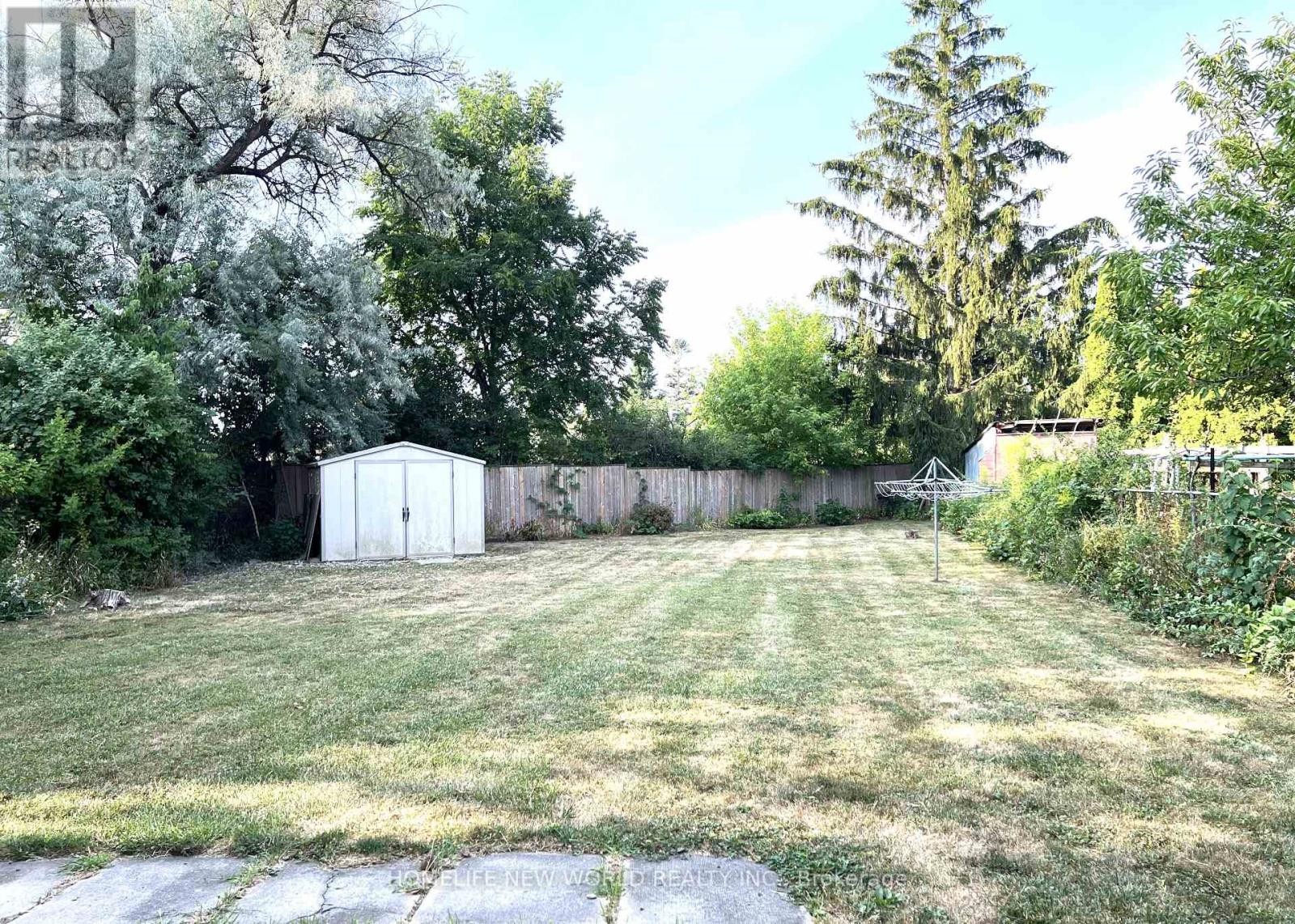 28 Greyhound Drive, Toronto, ON