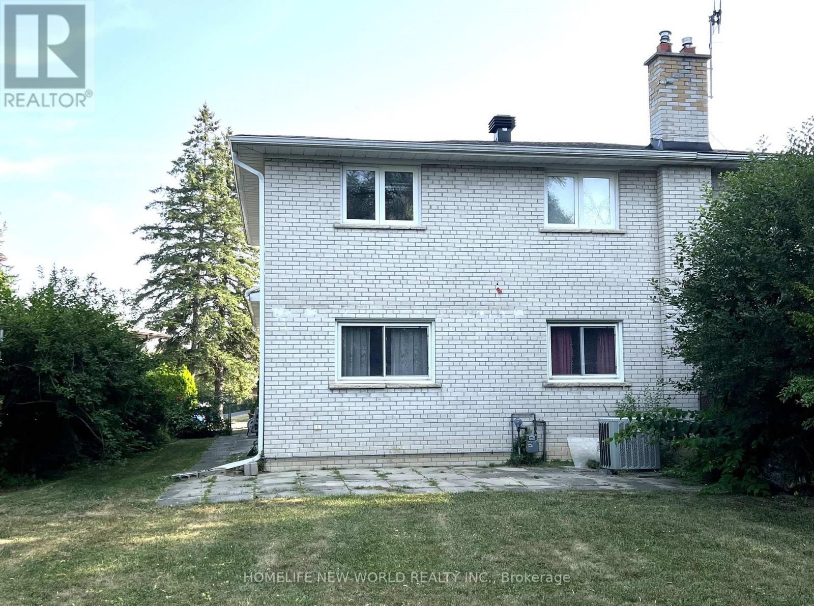 28 Greyhound Drive, Toronto, ON