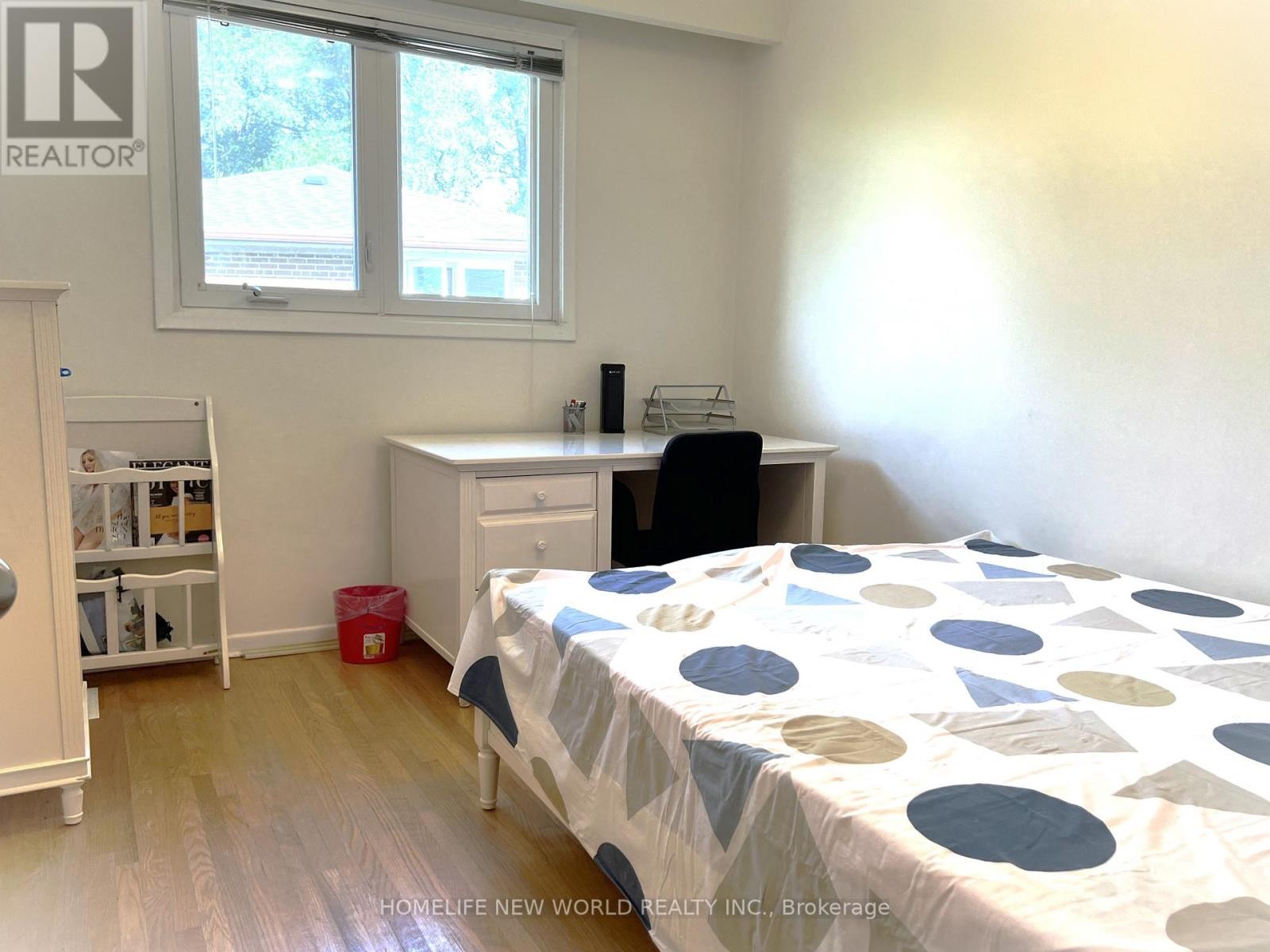 28 Greyhound Drive, Toronto, ON