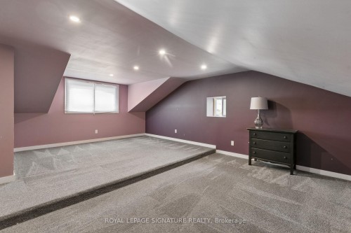 24 Davidson Street, Cambridge, ON 