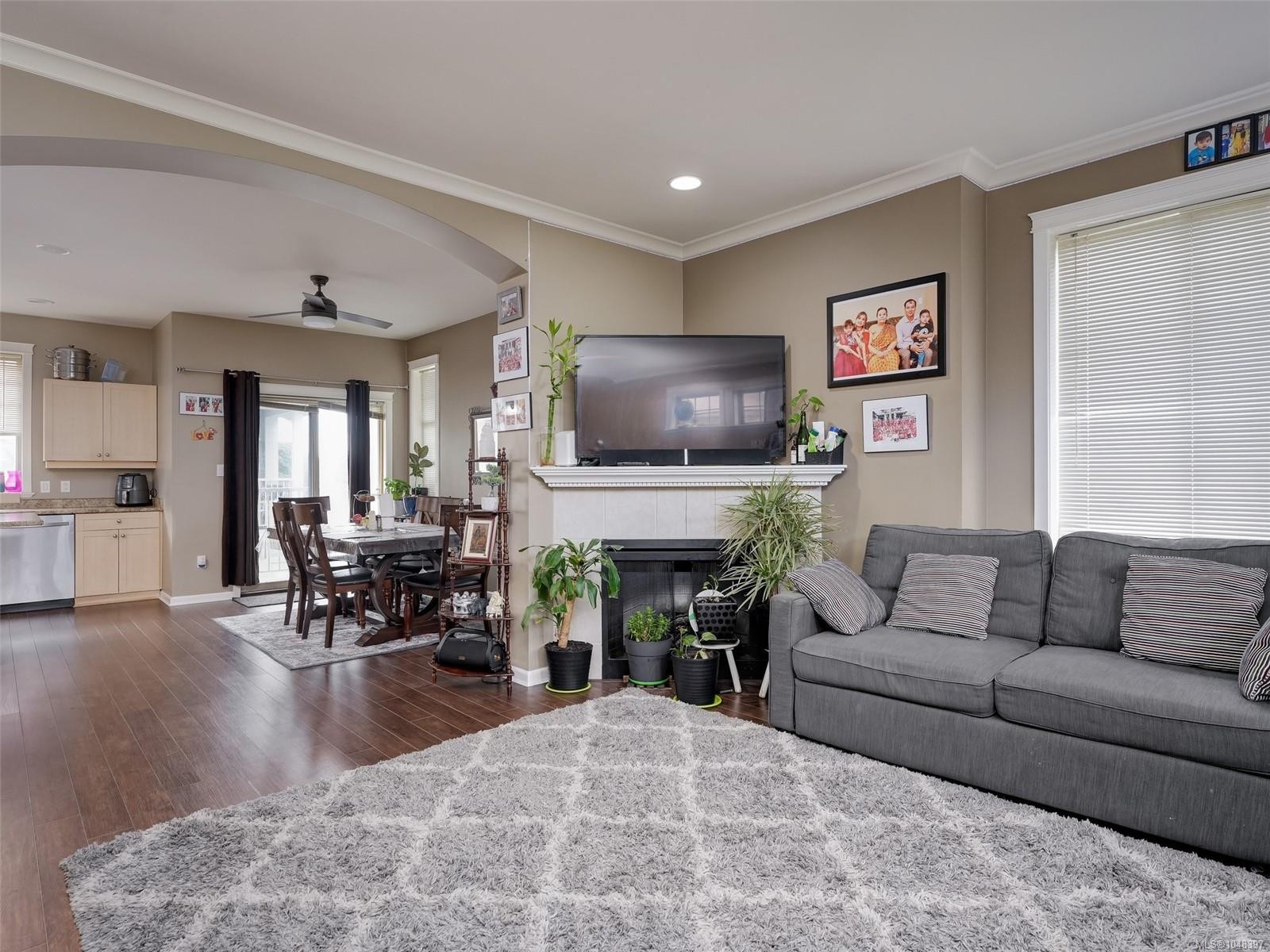 #102-2923 Phipps Rd, Langford, BC