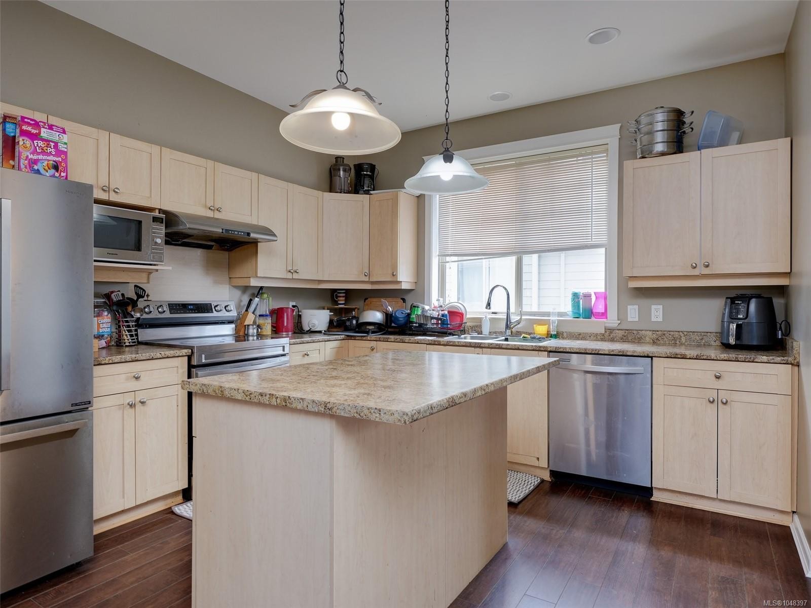 #102-2923 Phipps Rd, Langford, BC
