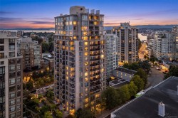 #609-751 Fairfield Rd Victoria, BC V8W 4A4