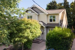 1115 Faithful St Victoria, BC V8V 2R5