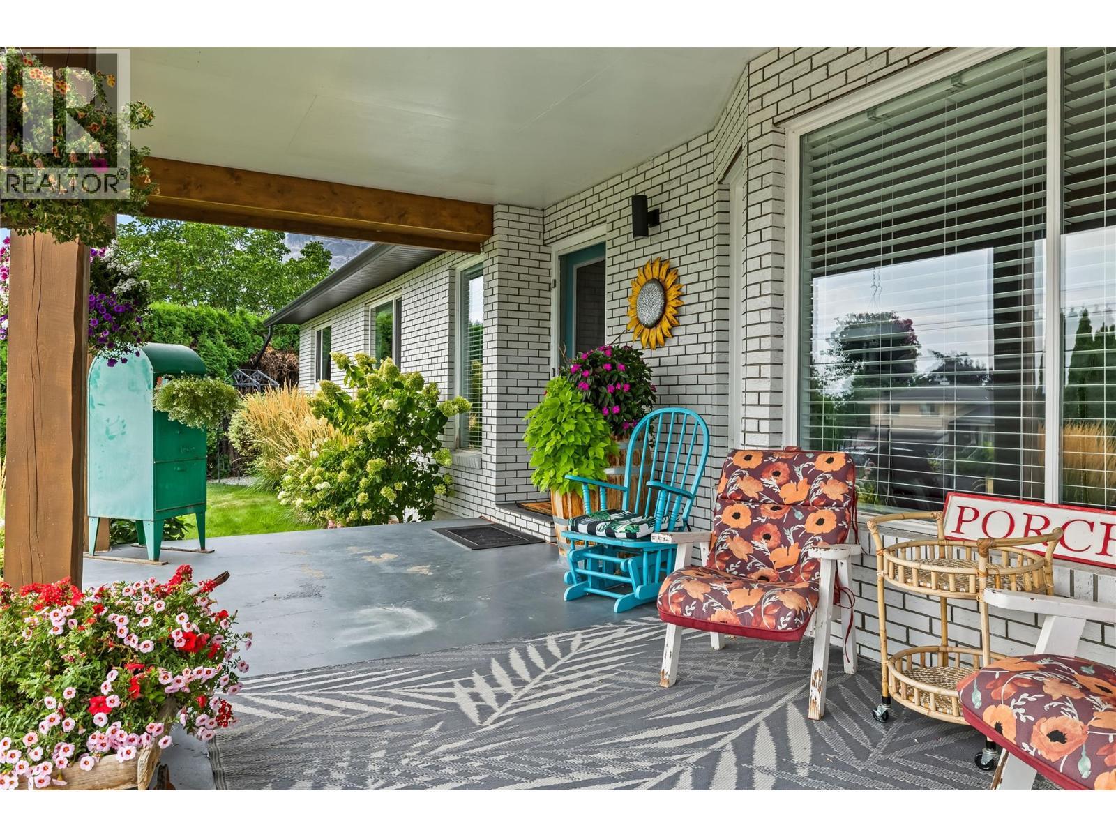 910 Westbrook Drive, West Kelowna, BC