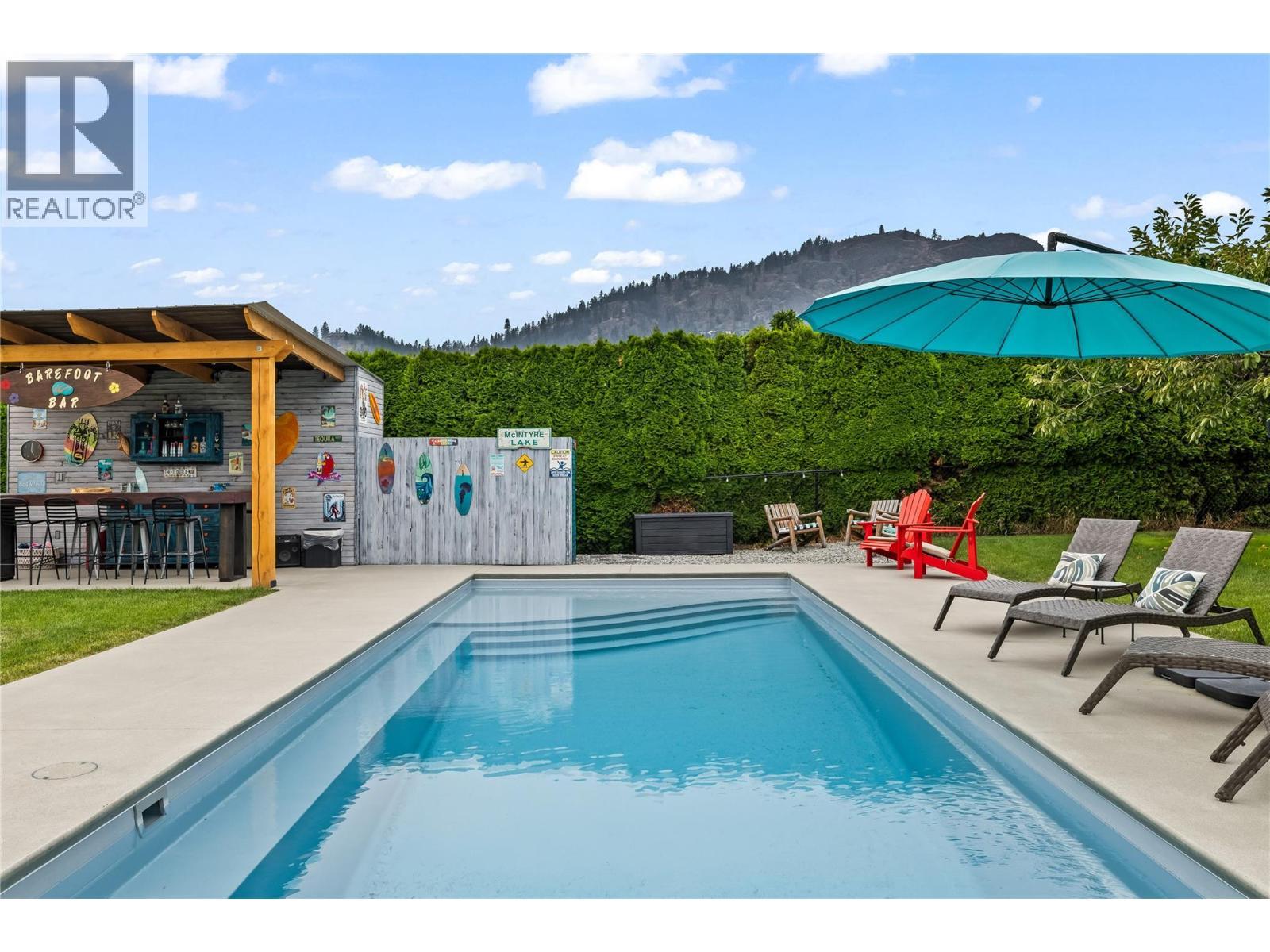 910 Westbrook Drive, West Kelowna, BC