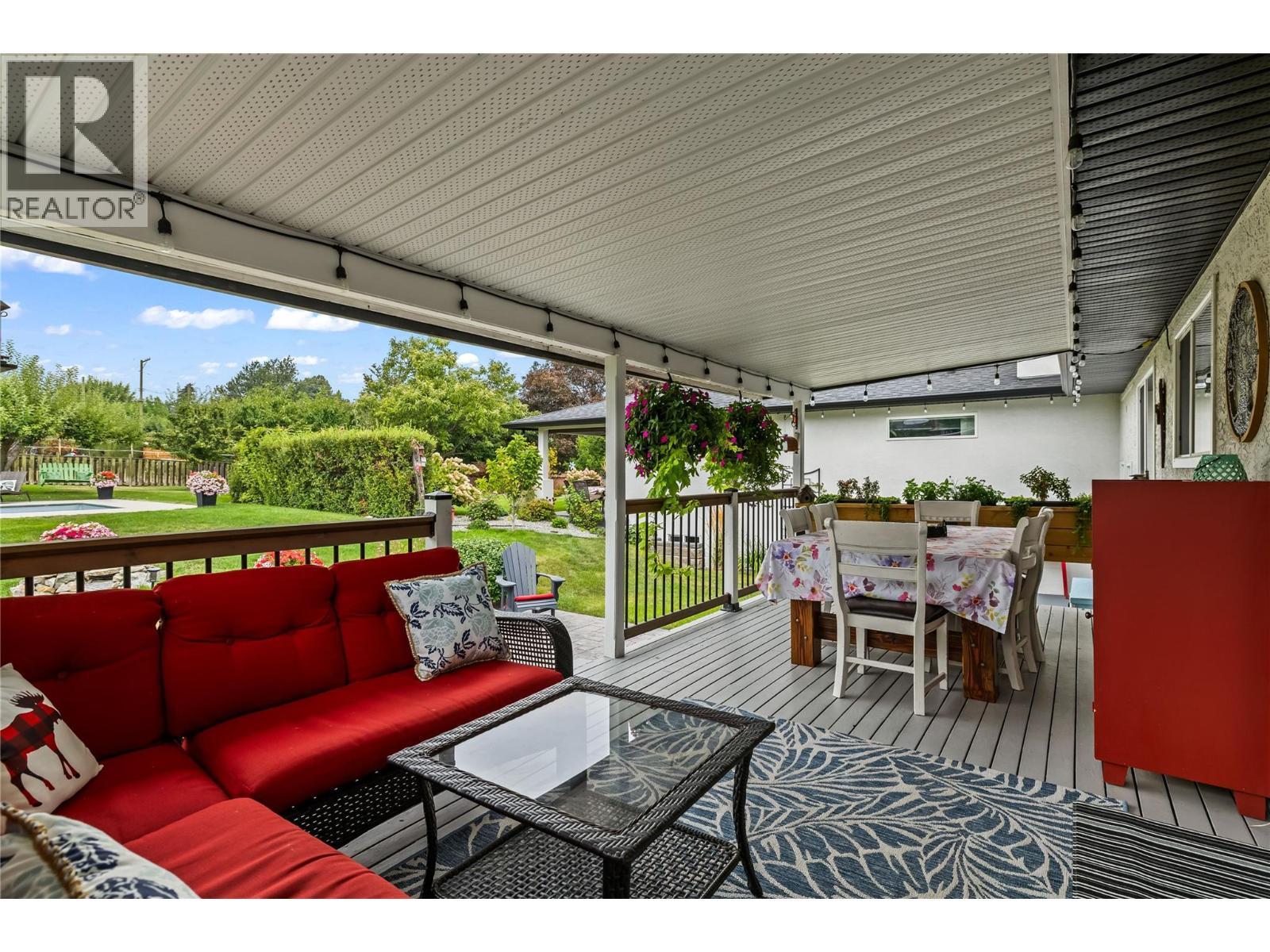 910 Westbrook Drive, West Kelowna, BC