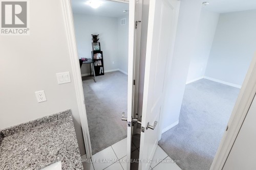 52 Sonoma Valley Crescent, Hamilton, ON 