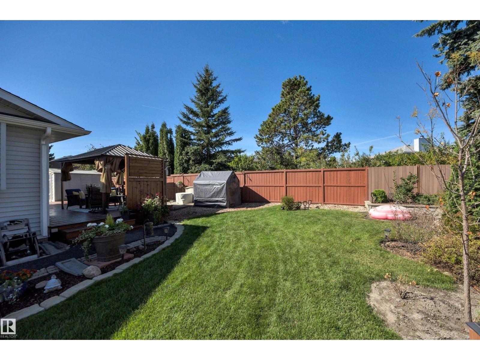 5735 152A Av Nw, Edmonton, AB