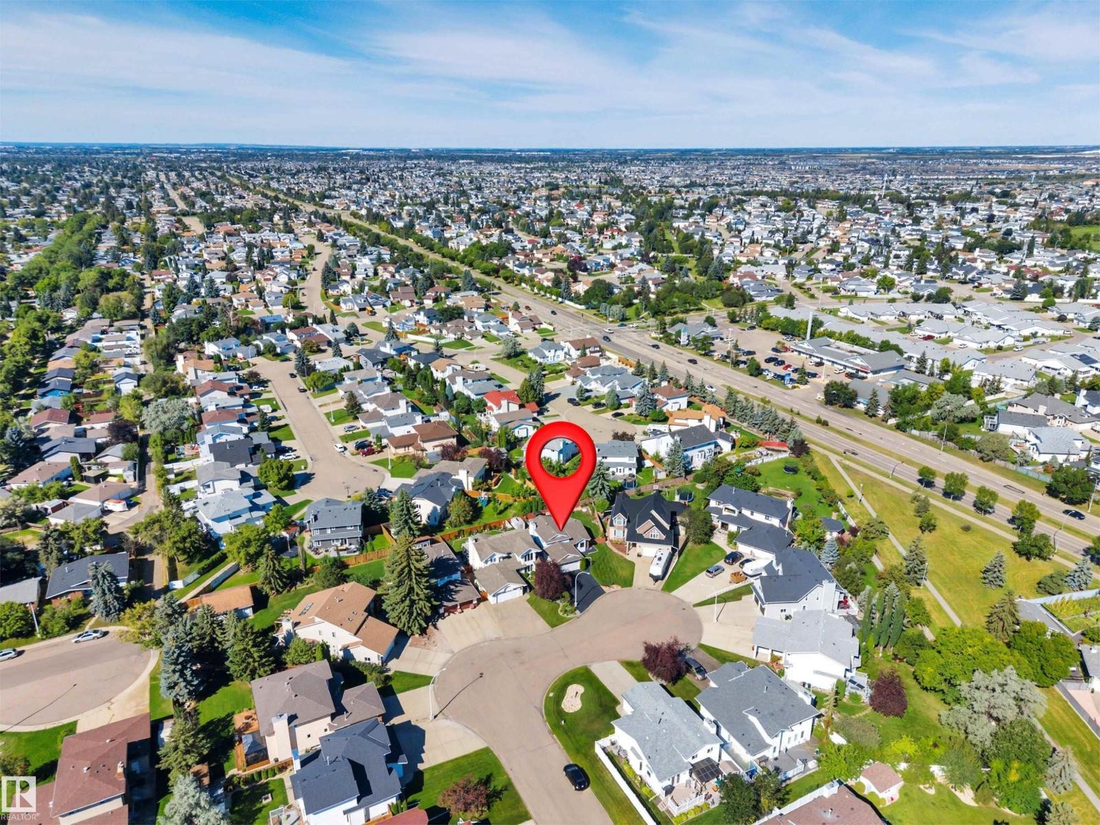 5735 152A Av Nw, Edmonton, AB