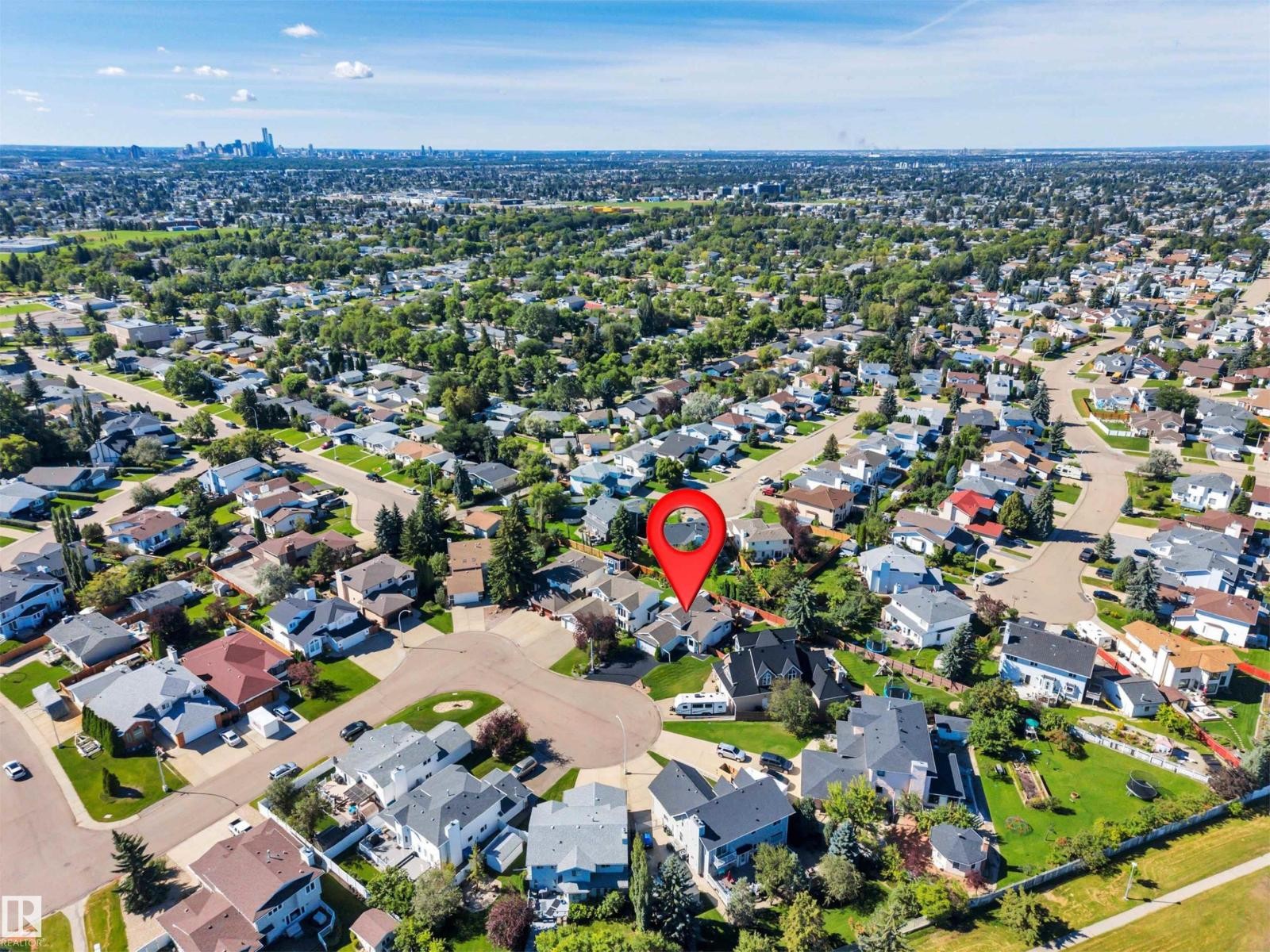 5735 152A Av Nw, Edmonton, AB