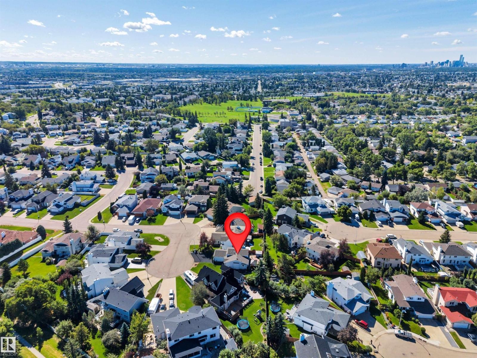 5735 152A Av Nw, Edmonton, AB