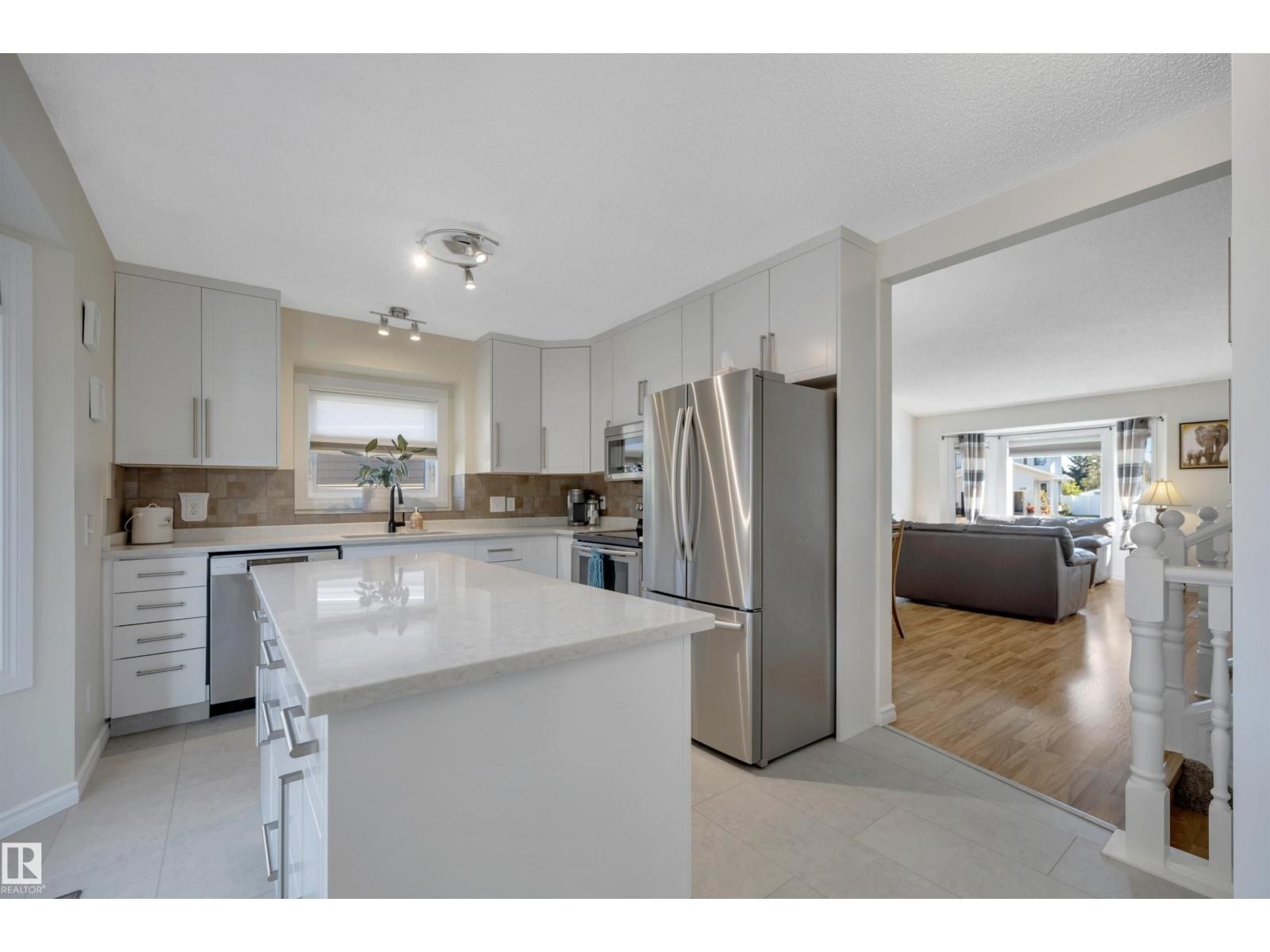 5735 152A Av Nw, Edmonton, AB