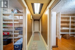 Upstairs hallway to 4 bedroom - 