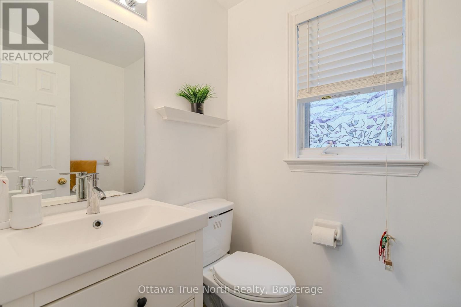 43 Evanshen Crescent, Ottawa, ON