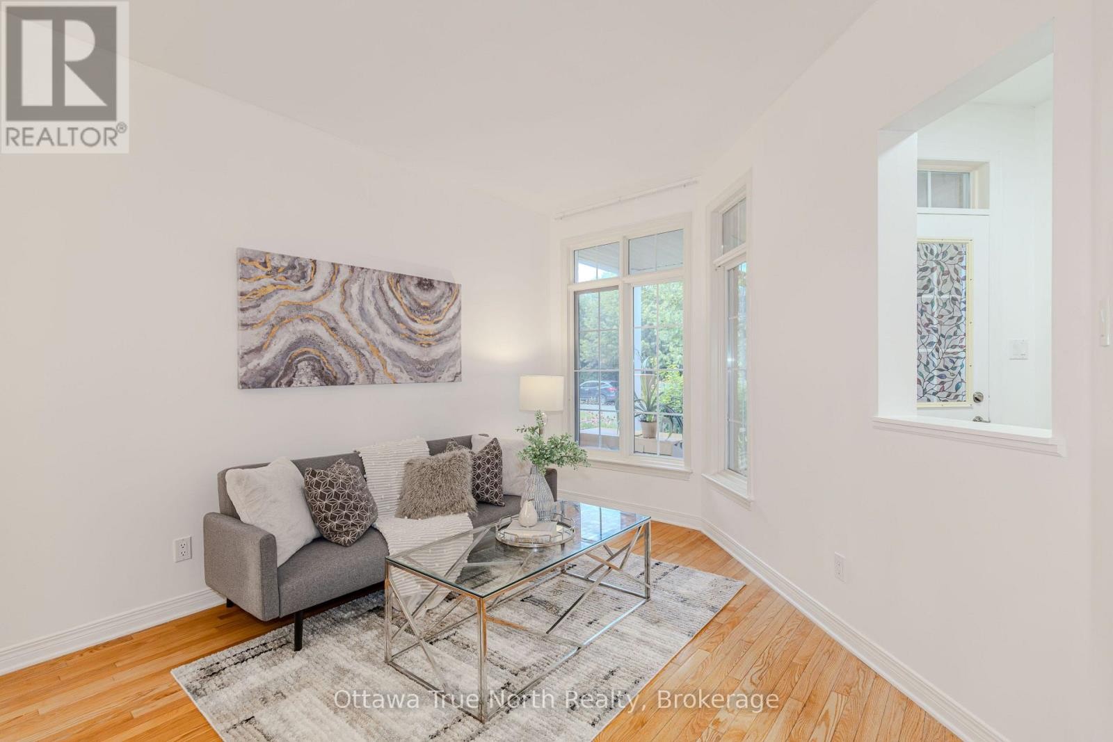 43 Evanshen Crescent, Ottawa, ON