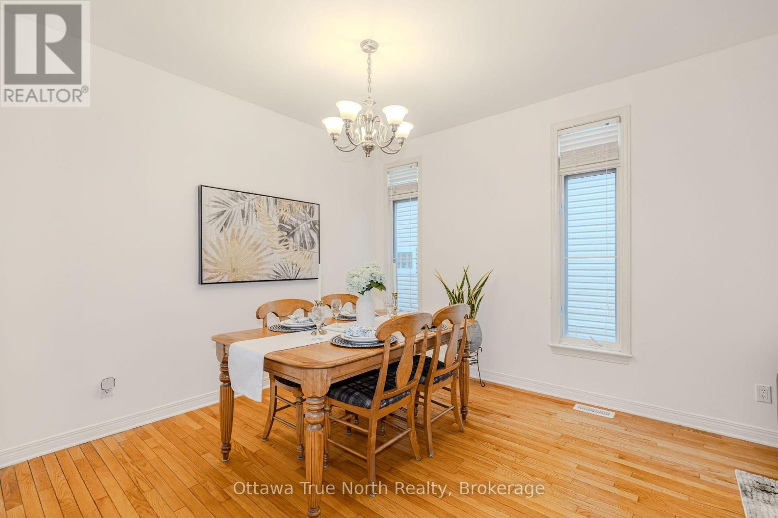 43 Evanshen Crescent, Ottawa, ON