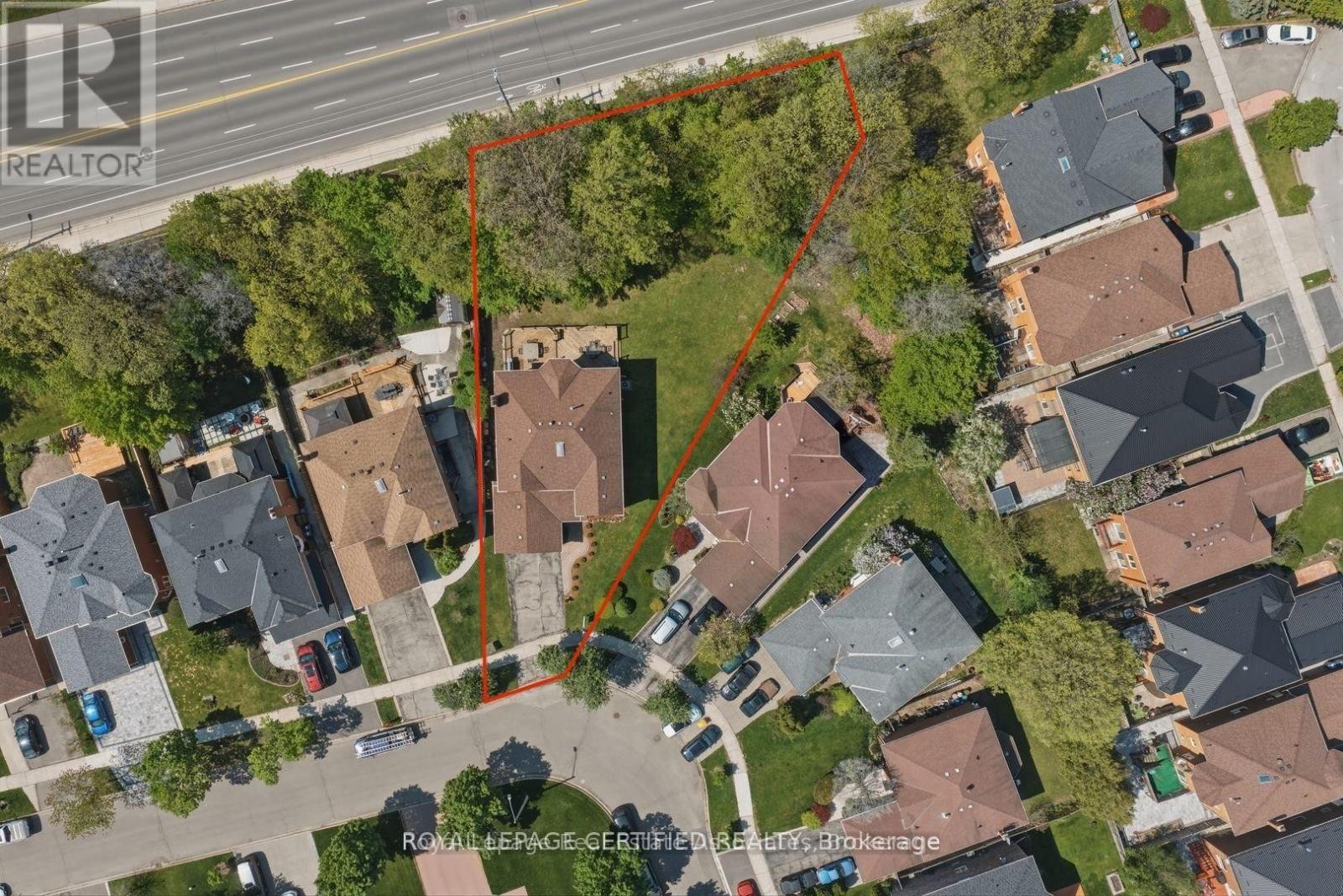 5211 Micmac Crescent, Mississauga, ON