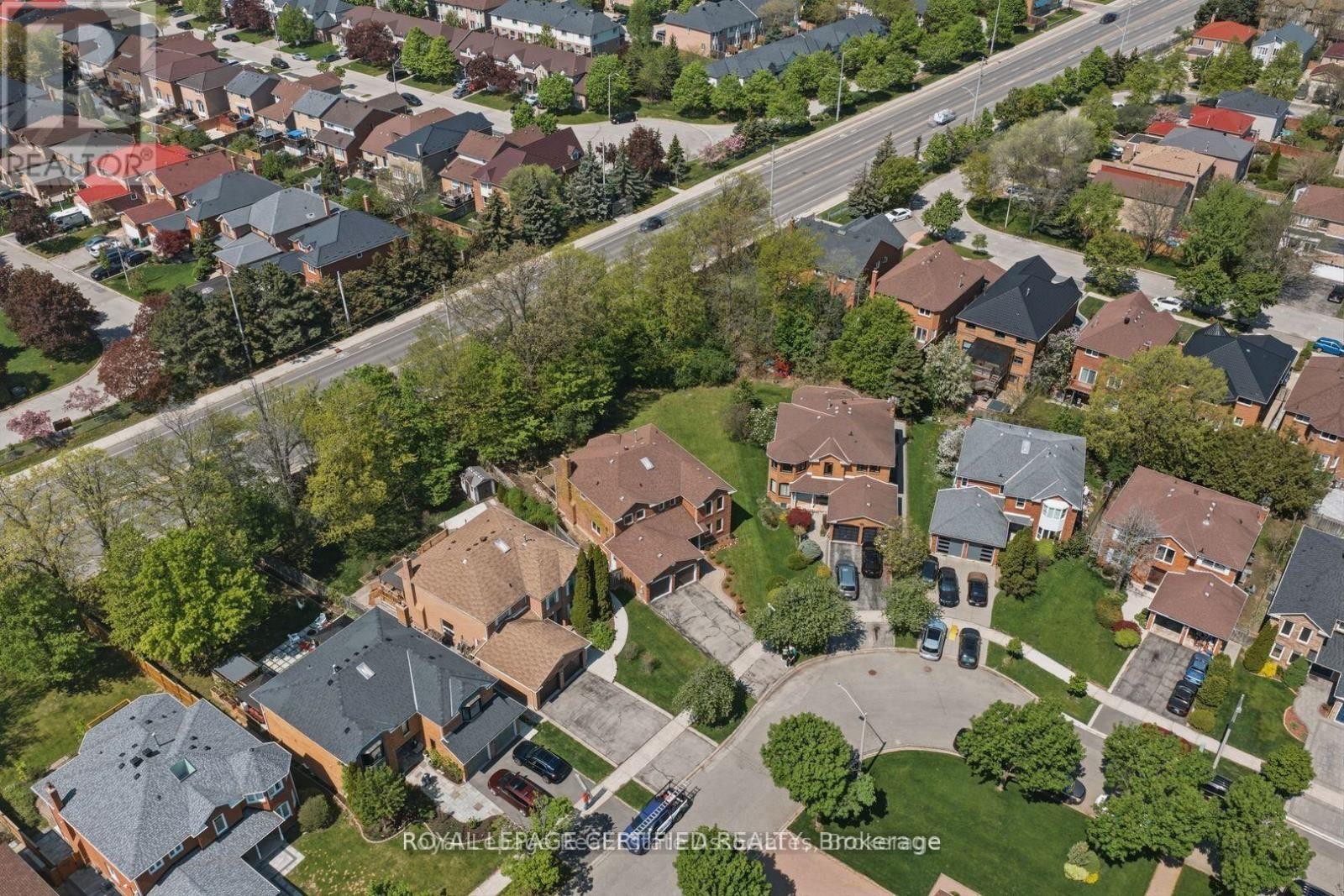 5211 Micmac Crescent, Mississauga, ON