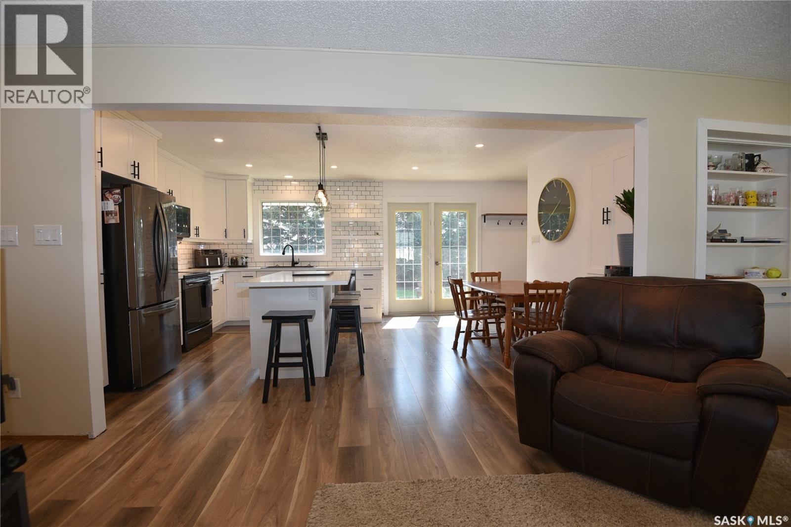 614 10Th Avenue W, Nipawin, SK