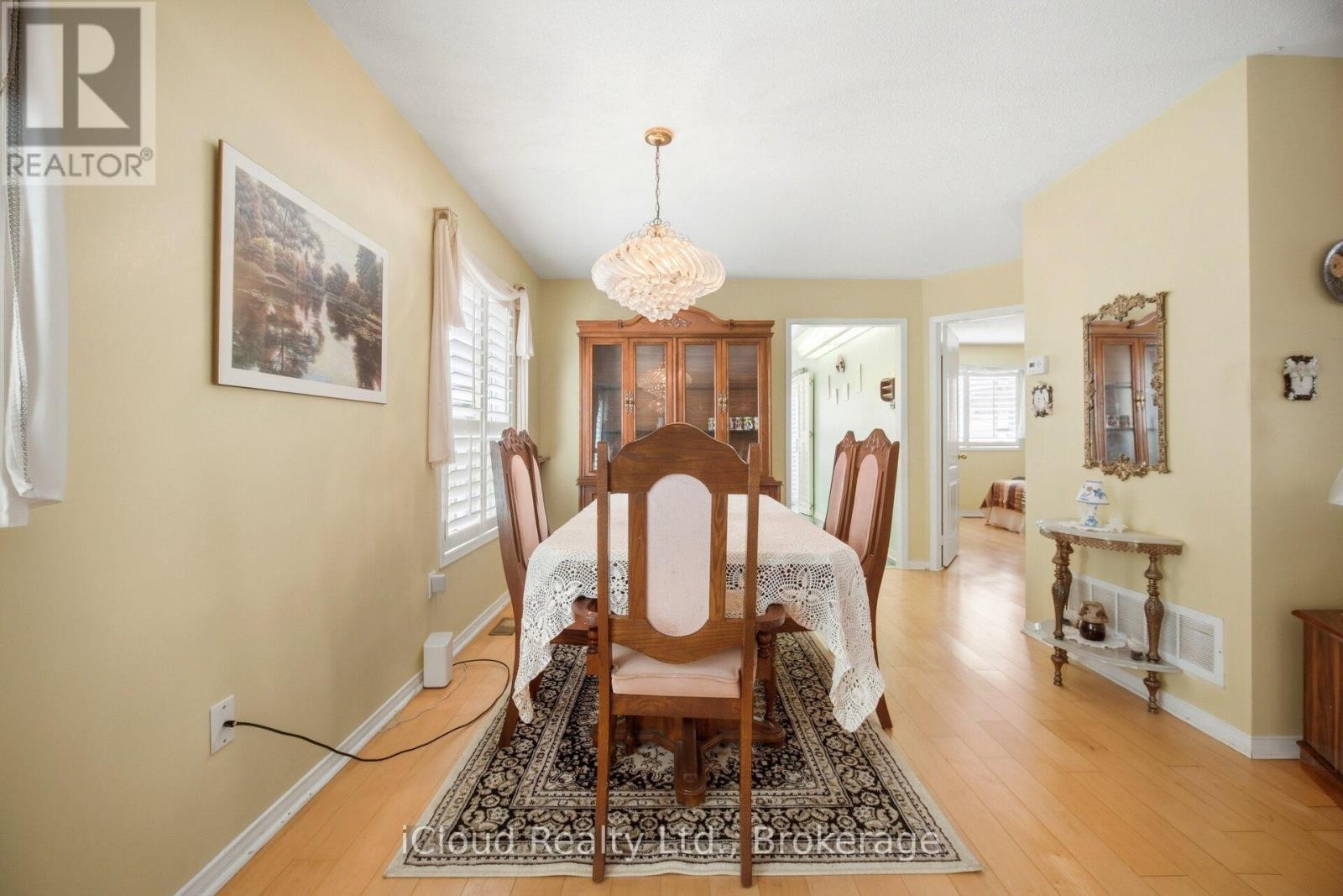6332 Glen Meadows Road, Mississauga, ON