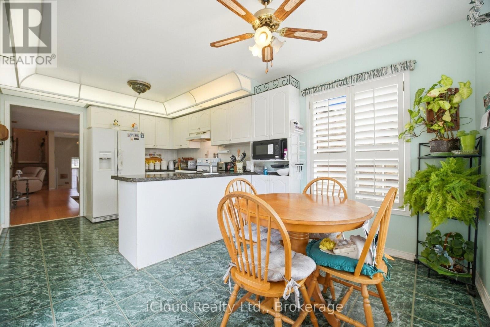 6332 Glen Meadows Road, Mississauga, ON