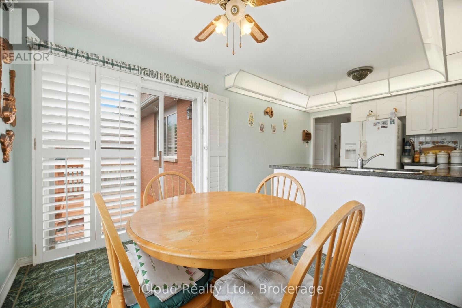 6332 Glen Meadows Road, Mississauga, ON